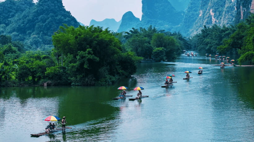 Yangshuo: Yulong River Bamboo Rafting Experience - The Route on the Yulong River: Bridges, Villages, and Karst Views