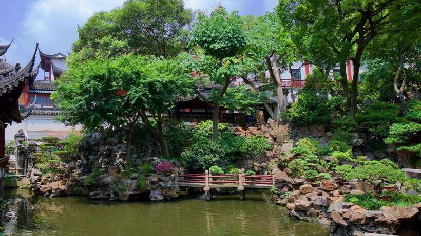 Yu Garden Shanghai Entry Tickets Booking And Trip - QR code entry: the passport-to-ticket workflow that matters
