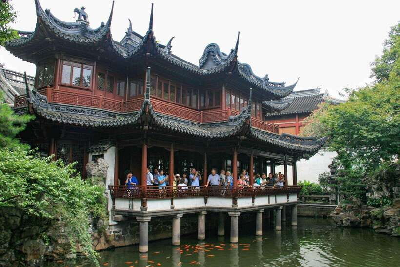 Yu Garden Shanghai Entry Tickets Booking And Trip - Crowds, photo challenges, and how to keep your sanity