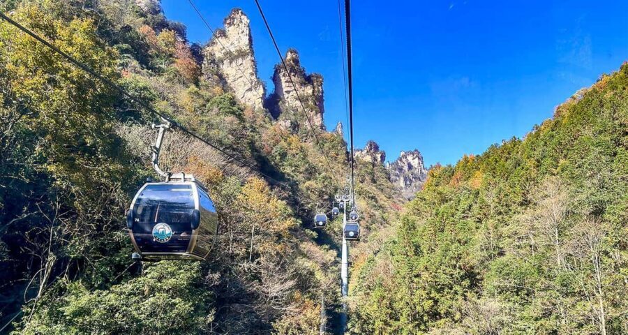 Zhangjiajie: Mini Group Day Tour with Bailong Elevator - Bailong Elevator: 88 seconds of vertigo and karst spectacle