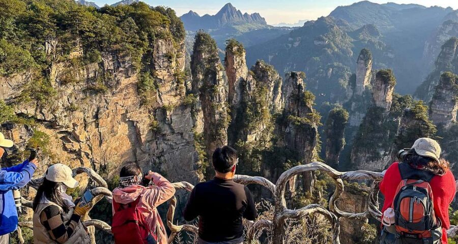 Zhangjiajie: Mini Group Day Tour with Bailong Elevator - Lunch math: what you’ll pay on your own inside the park