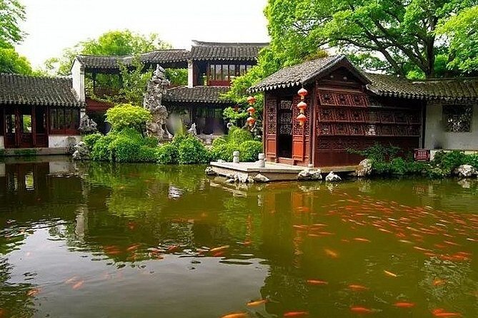 Zhouzhuang and Tongli Self-Guided Tour from Suzhou with Drop-off Options - Zhouzhuang Water Town: old residences and market street energy