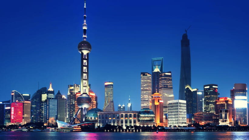 Zhujiajiao & Shanghai:Small Group Tour Water Town to Skyline - Yuyuan Garden and the City God Temple Area: Where Culture Meets Street Energy